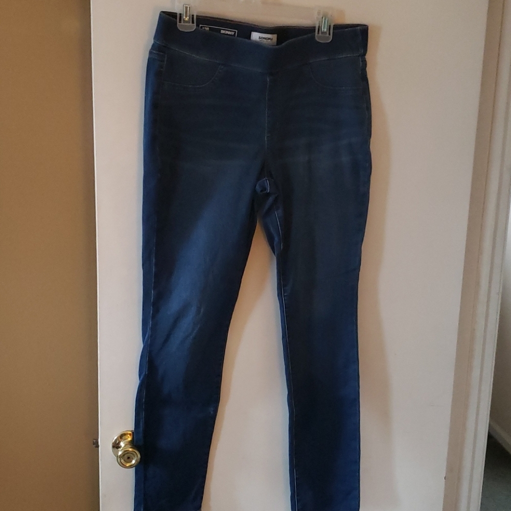 Pull on skinny jeans